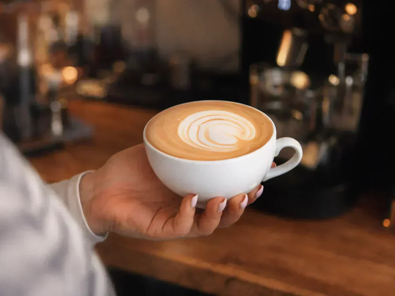 Jak zrobić cappuccino w domu? Przepis, proporcje i wszystko, co warto wiedzieć