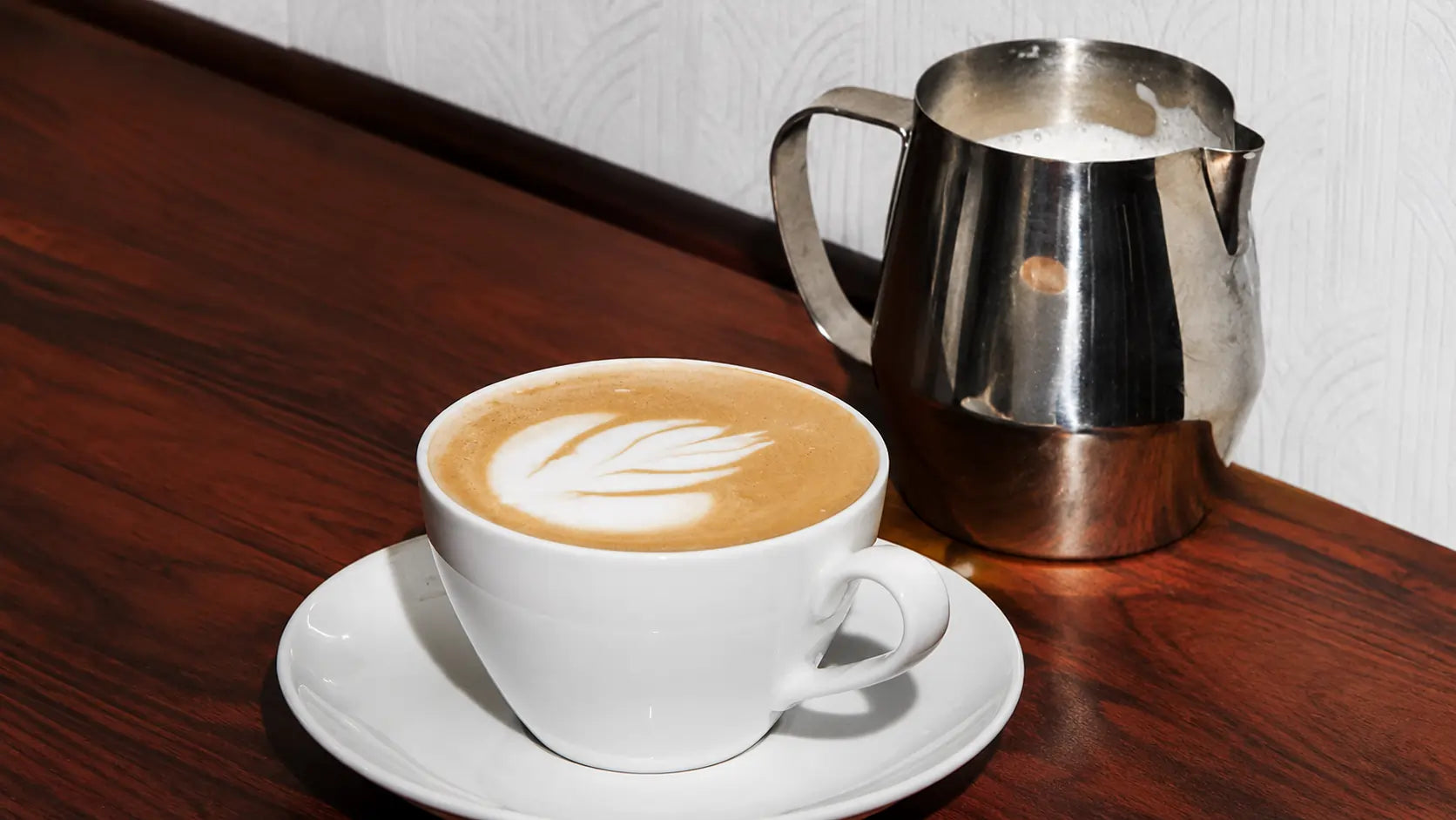 Jak zrobić cappuccino w domu? Przepis, proporcje i wszystko, co warto wiedziećj
