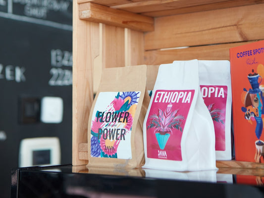 Jak czytać opakowanie kawy speciality? Poznaj znaczenie wszystkich informacji na etykiecie