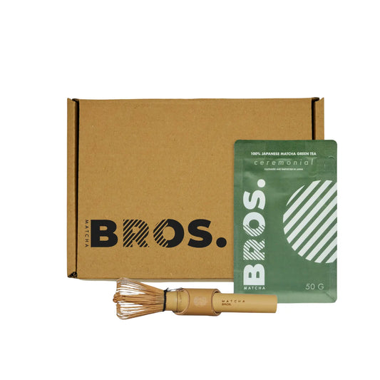 BROS Ceremonial Matcha 50 g zestaw – ceremonialna matcha japońska + bambusowa trzepaczka chasen, zestaw do przygotowania matchy w pudełku