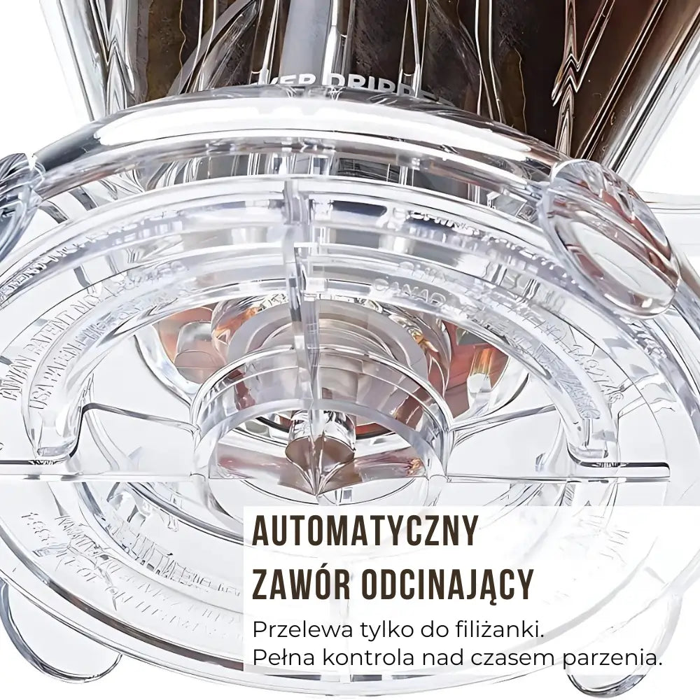 Automatyczny zawór odcinający w zaparzaczu Clever Dripper – pełna kontrola nad czasem parzenia kawy