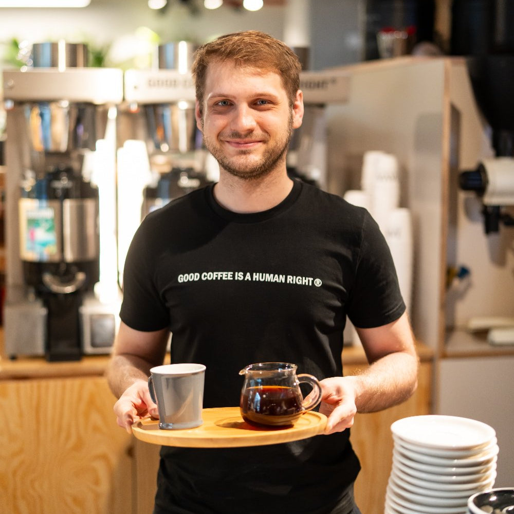 JAVA T-shirt 'GOOD COFFEE IS A HUMAN RIGHT' unisex