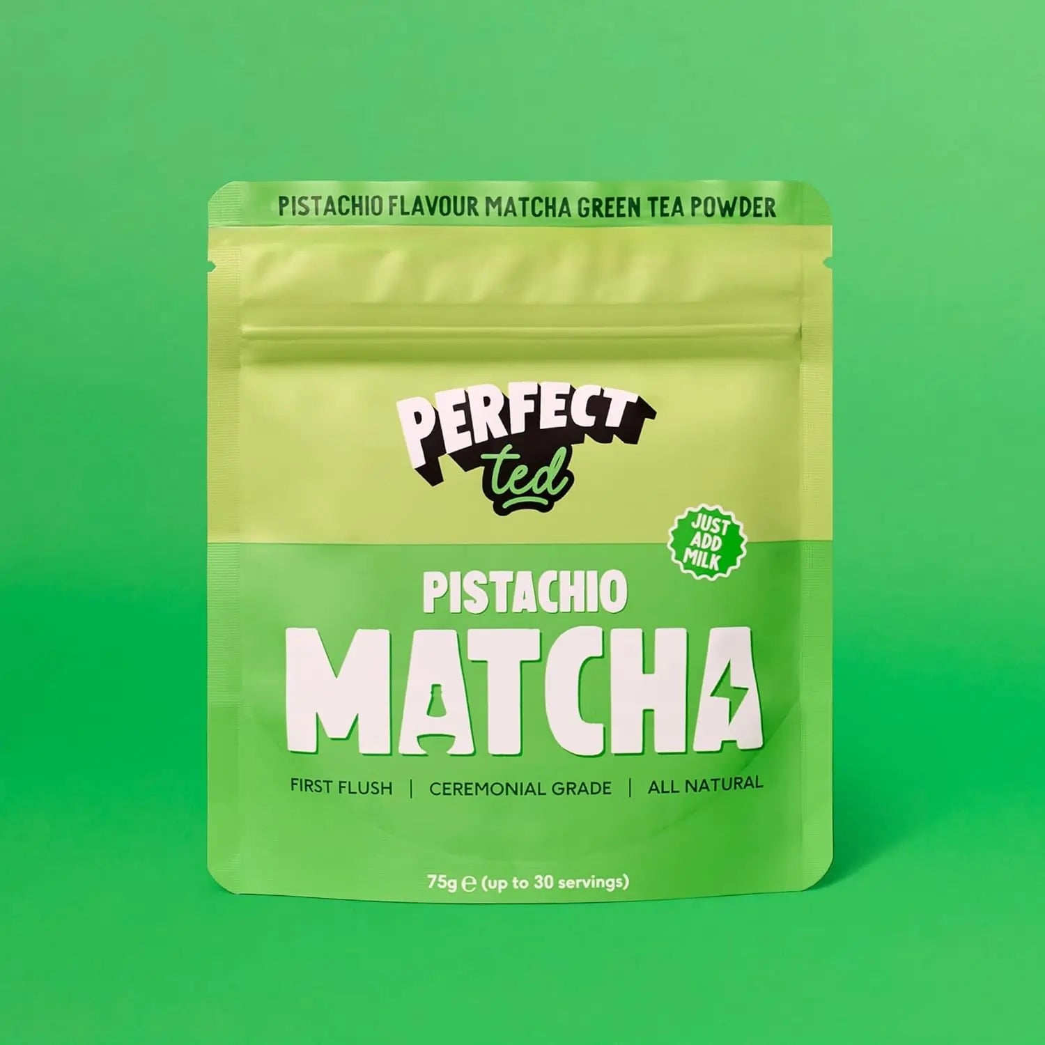 PerfectTed pistachio matcha 75g – matcha green tea powder pistachio flavour, ceremonial grade, opakowanie produktu na zielonym tle