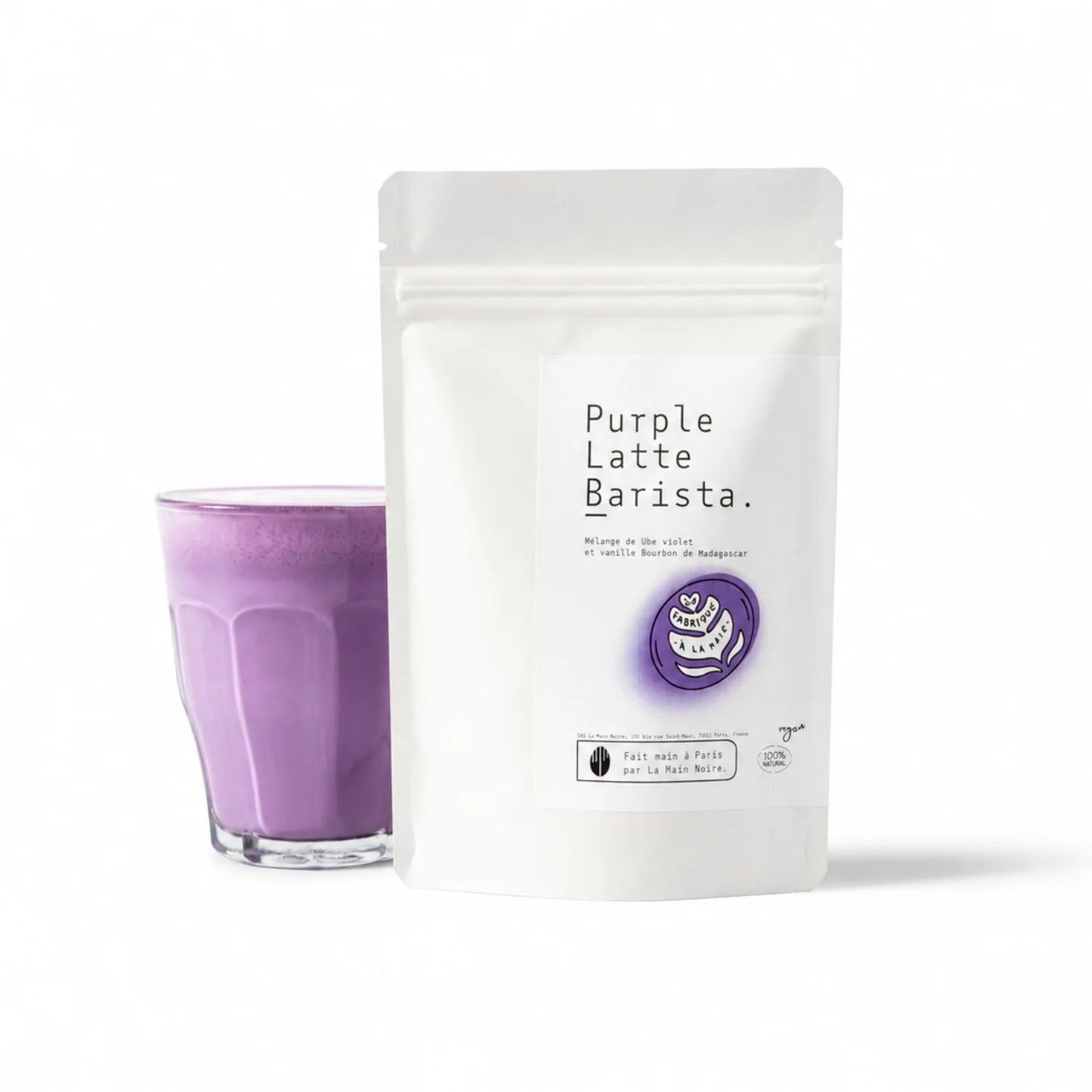 Purple Latte Barista – fioletowe latte z ube i wanilią w opakowaniu oraz szklanka fioletowego napoju na białym tle