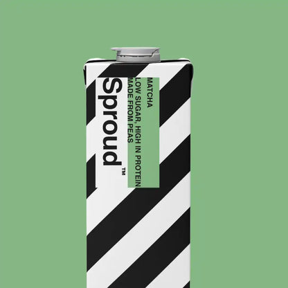 Napój roślinny Sproud Matcha 1L – wegański napój z grochu o smaku matcha, bogaty w białko i o niskiej zawartości cukru.