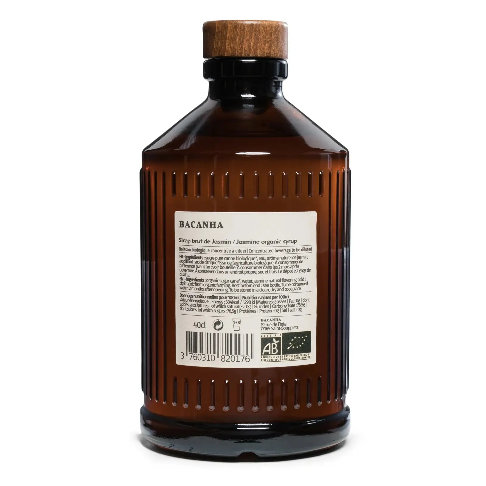 Tył butelki syropu Bacanha jaśmin  – etykieta z informacjami o składzie, wartościach odżywczych i certyfikacie Bio.