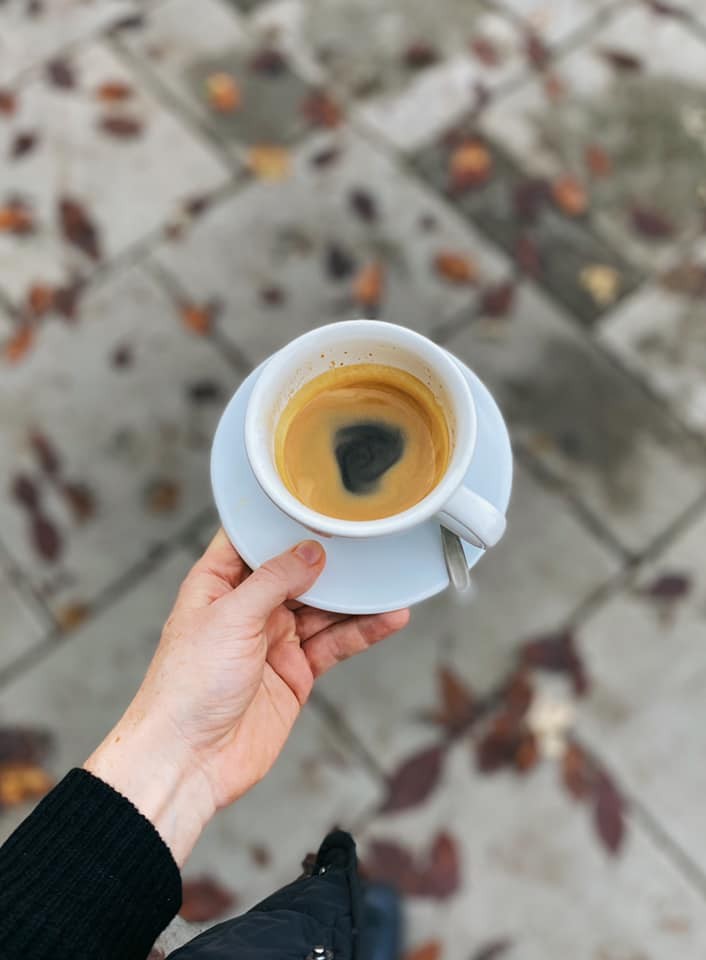 Świeża kawa espresso blend 007 lifestyle picture - Palarnia JAVA Coffee Roasters